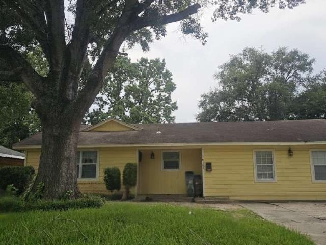 10101 Rebel Rd, Houston, TX 77016 | MLS #73116