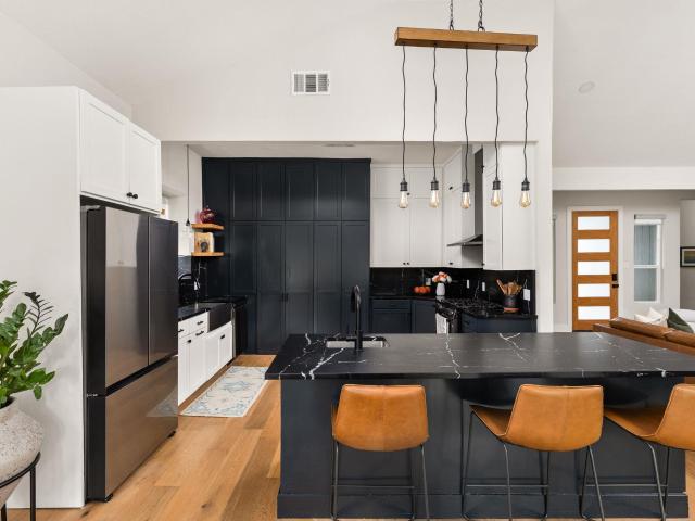 10107 Alcott Cv