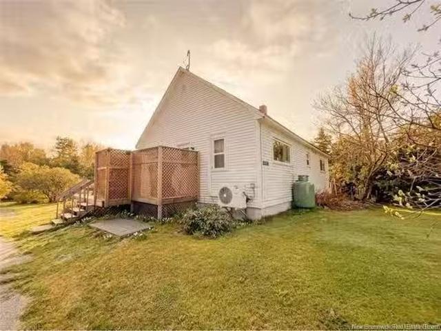 10107 Route 105, Beechwood, NB, E7J 2A5 house for sale List.