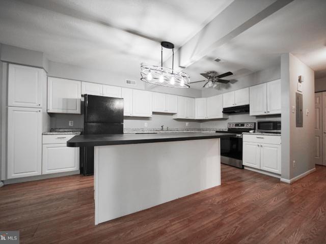 10106 Campus Way S, Unit 1023B, Upper Marlboro, MD 20774 | MLS #MDPG2206