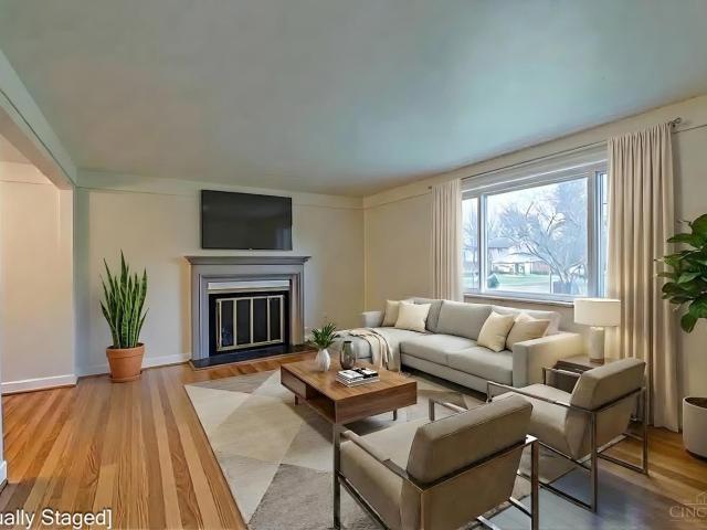 10108 Zig Zag Road