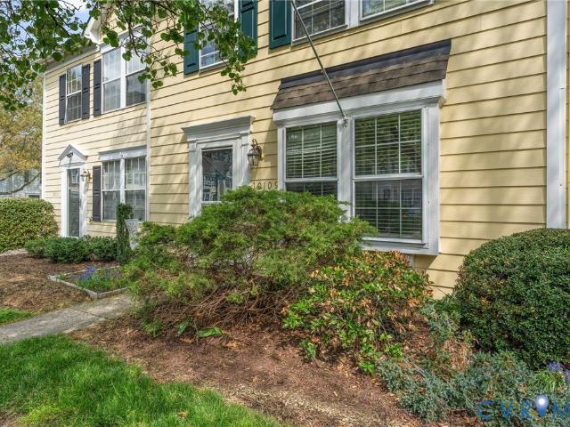 10109 Robin Lee Lane