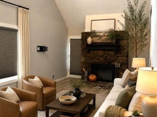 1010 Benton Ridge Dr