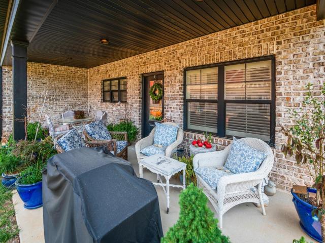 1010 Coles Court