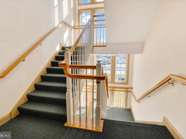 1010 Crest Way # 304