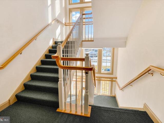 1010 Crest Way # 304