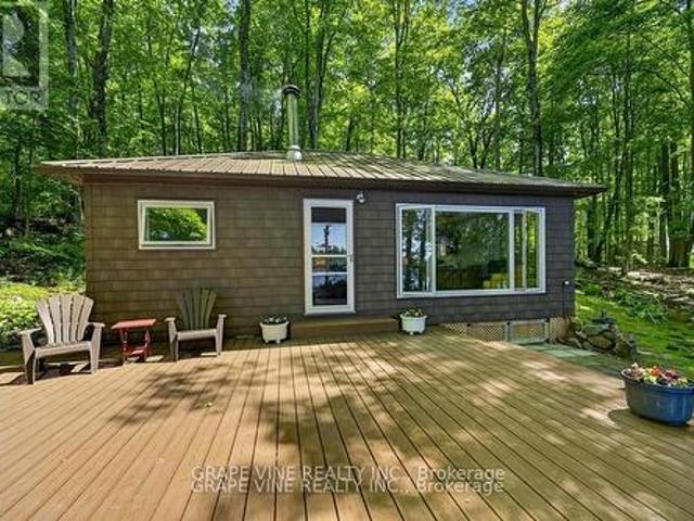 1010 Firefly Lane, Frontenac South, ON, K0H 2L0 house for sale | Listing ID X13515 | Royal LePage