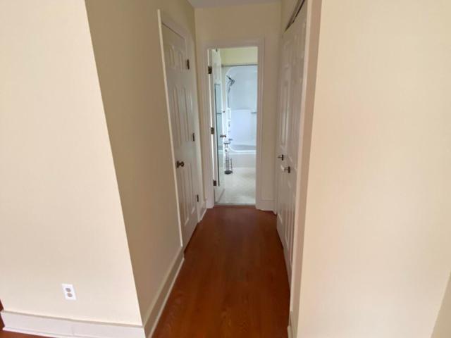1010 Hickman Road # B3