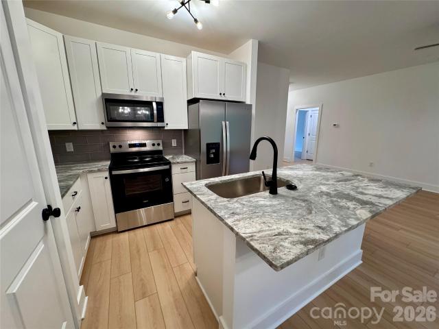 1010 John Street # 4
