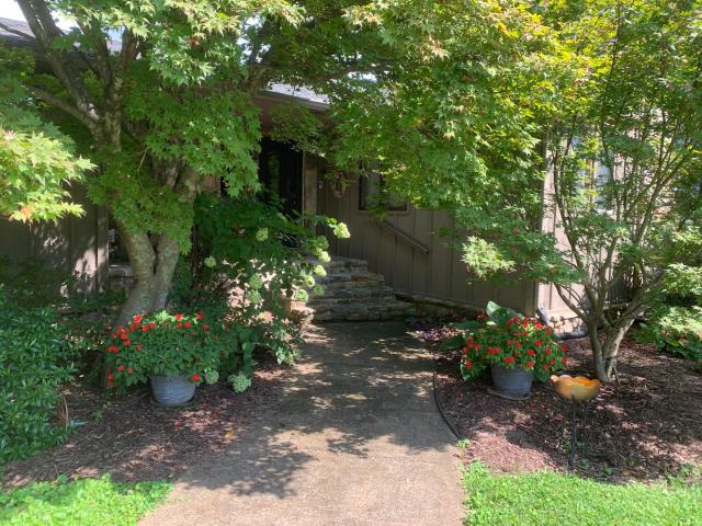1010 Panorama Drive