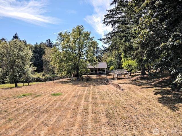 1010 SE Binns Swiger Loop Road