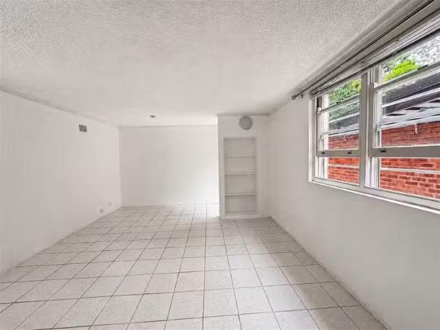 10/10 Short Street, FOREST LODGE Apartment for rent Listed by.
