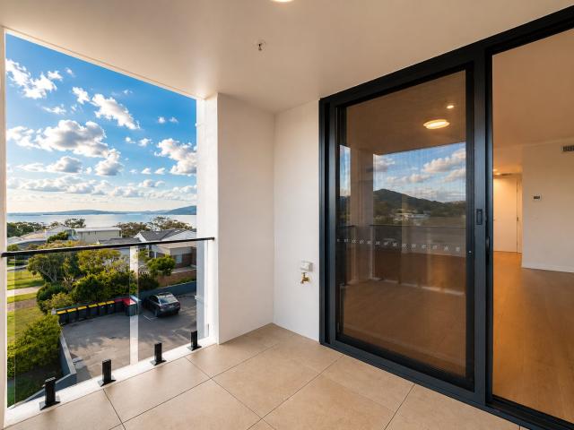10/10 Thurlow Avenue, NELSON BAY NSW 2315