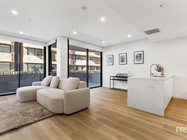 101/10A John Tipping Grove, Penrith NSW 2750