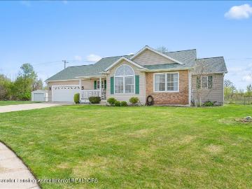 10114 Roblyn Circle