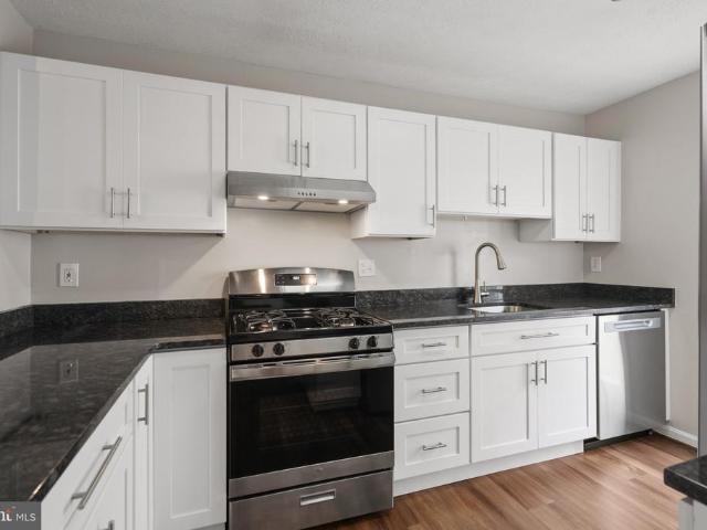 10118 Oakton Terrace Road # 10118