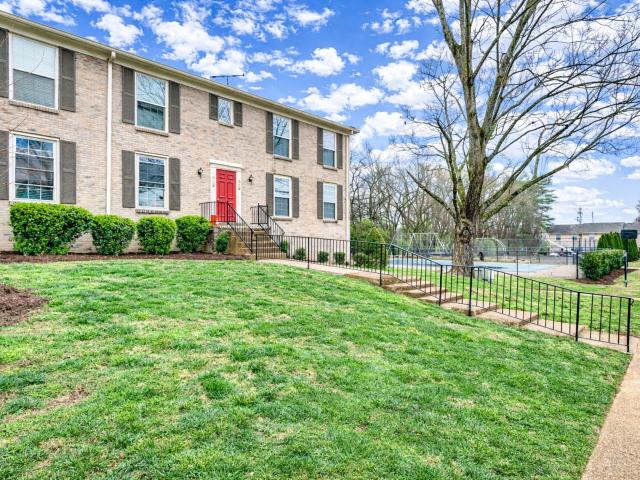 1011 Murfreesboro Rd # L10