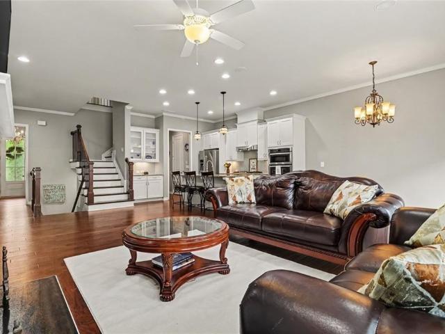 1011 Milhaven Drive