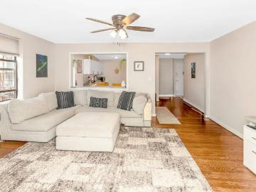 1011 Avenue C # 325