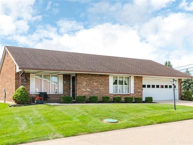 1011 Abington Pl, Springfield, OH 45503
