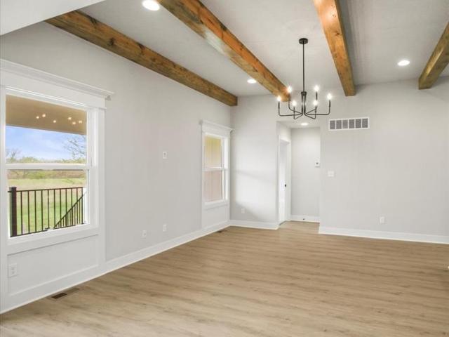 1011 Eli Lane