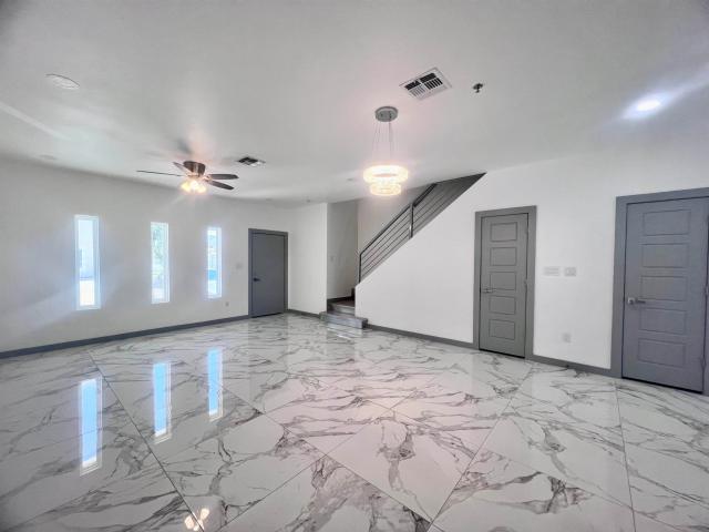 1011 Emerald Valley Dr