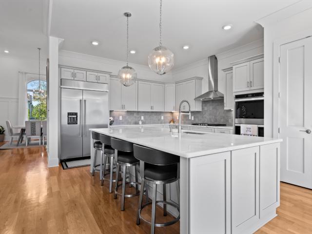 1011 Keeneland Dr