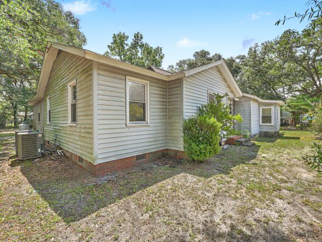 1011 Leonard Drive