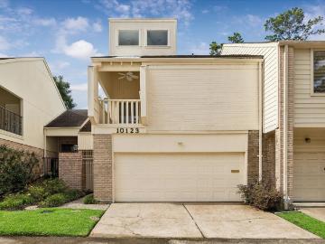 10123 Valley Forge Drive