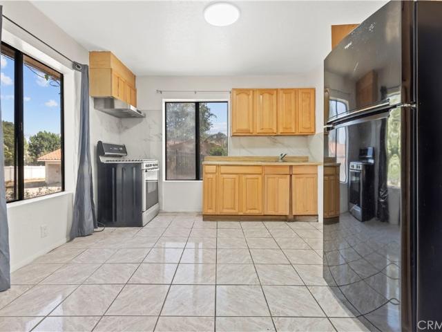 10123 finch ave