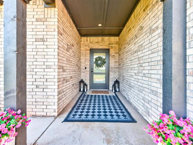 10121 Oakwood Drive
