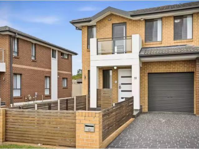 10/122 124 Hartington Street, ROOTY HILL Townhouse for rent L.