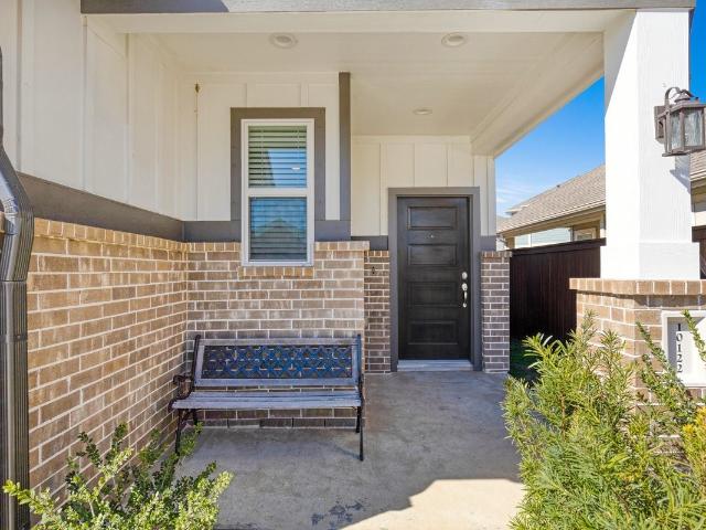 10122 Crescendo Way