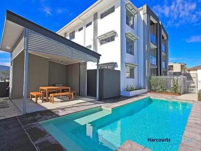 10/125 Bulimba Street, Bulimba, QLD 4171