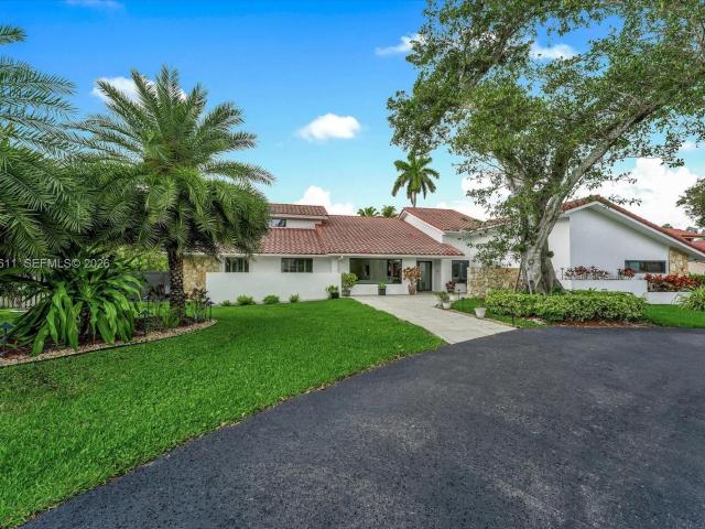 10126 SW 93rd Pl, Miami, FL 33176 | MLS #A11984