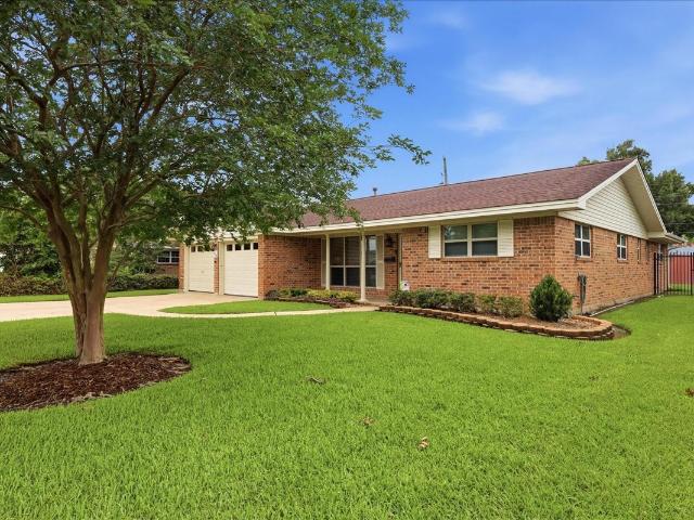 1012 Mimosa Drive
