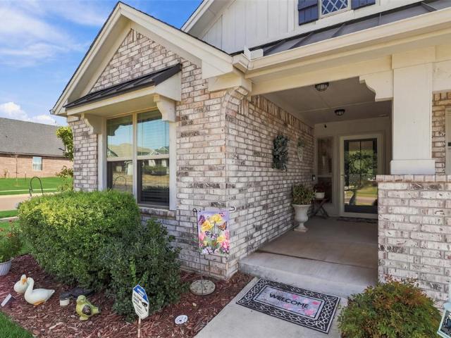 1012 Mount Irving Way