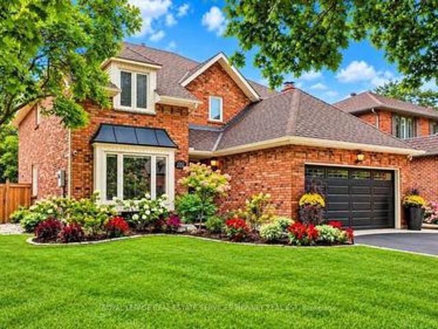 1012 Oak Meadow Road, Oakville, ON, L6M 1J7 house for sale | Listing ID W14032 | Royal LePage