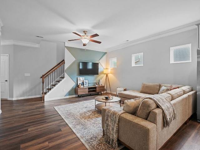1012 Archer Lane