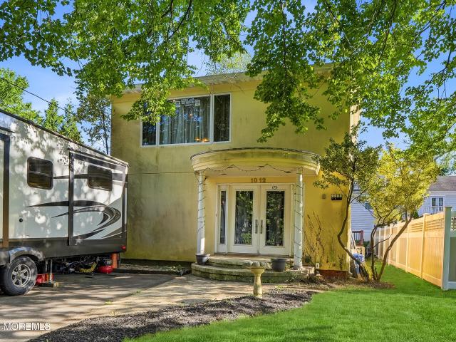 1012 Franklin Avenue
