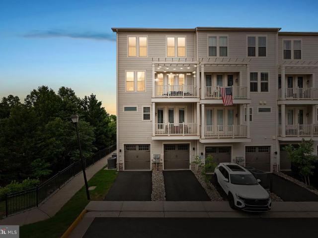 1012 Galena Terrace NE