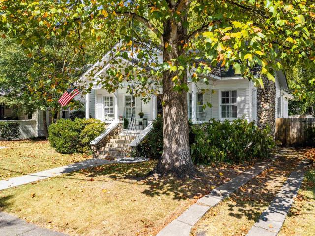 1012 Highland Road