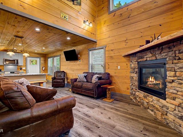 1012 Ravens Ford Way