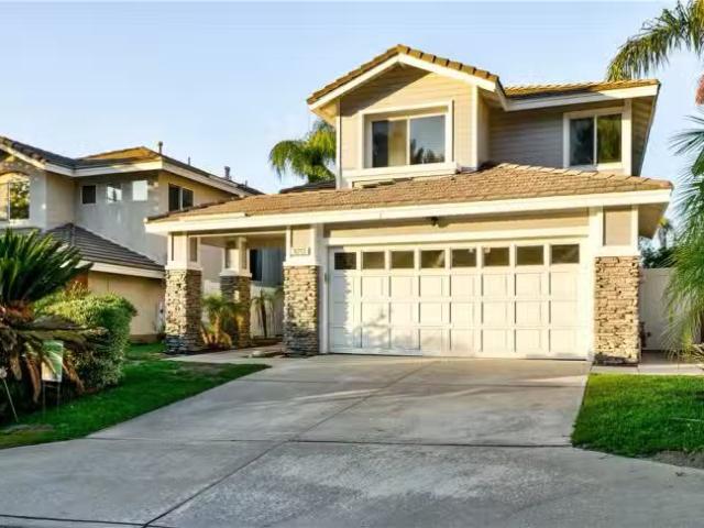 1012 S SILVER STAR WAY, ANAHEIM, CA 92808