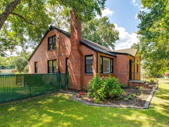 1012 Sherwood Lane
