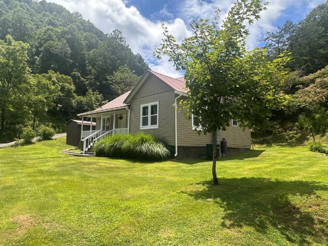 1012 Ward Fork Road