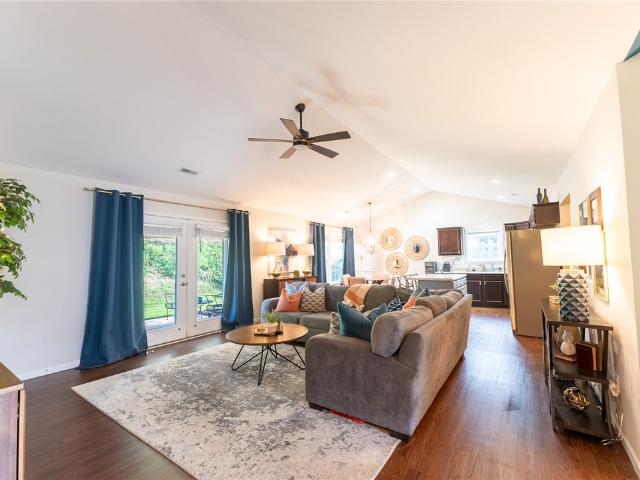 1012 Whirlaway Circle