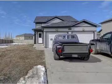 10130 85A Street, Grande Prairie, AB, T8X 0N7 house for sale.
