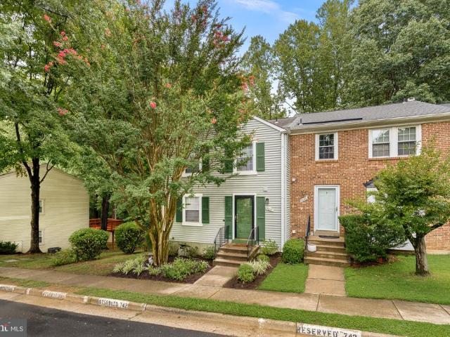 10131 Walnut Wood Court