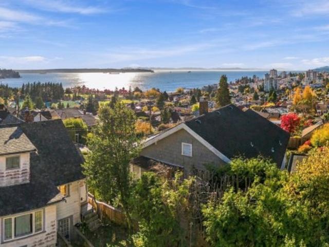 1013 Duchess Avenue, West Vancouver, BC, V7T 1G8 house for sale | Listing ID R3178 | Royal LePage